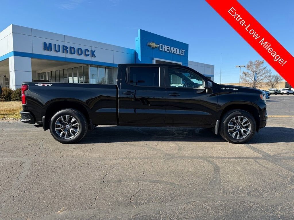 2024 CHEVROLET Silverado