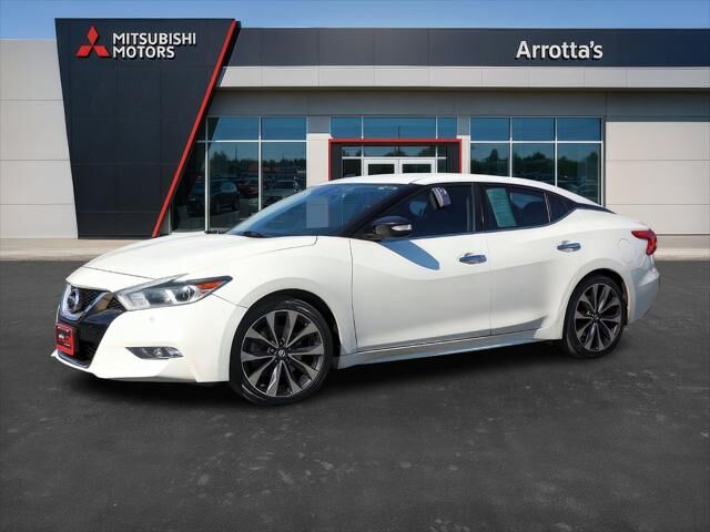 2016 NISSAN Maxima