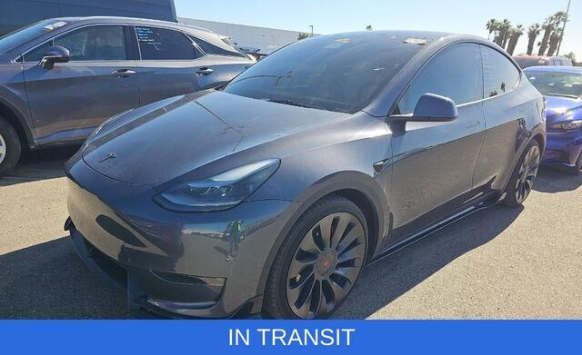 2023 TESLA Model Y