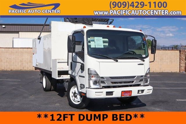 2023 ISUZU NPR-HD