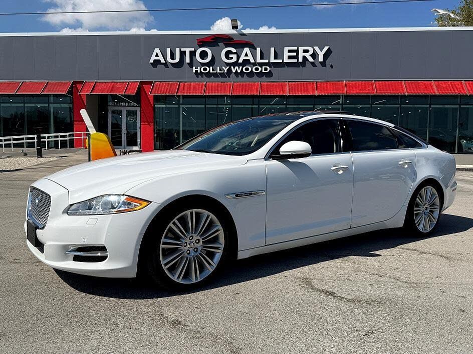 2012 JAGUAR XJ