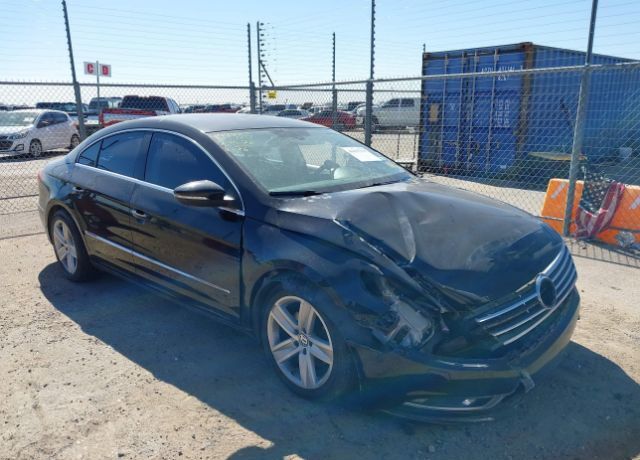 2013 VOLKSWAGEN Passat