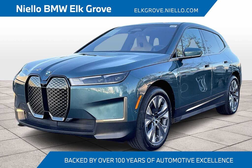 2025 BMW ix