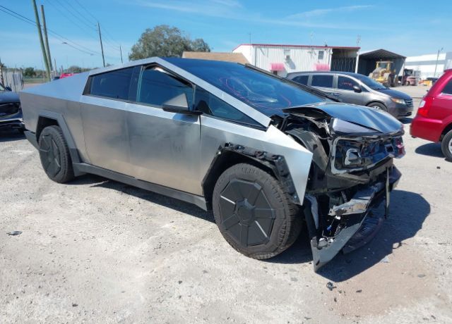 2024 TESLA Cybertruck