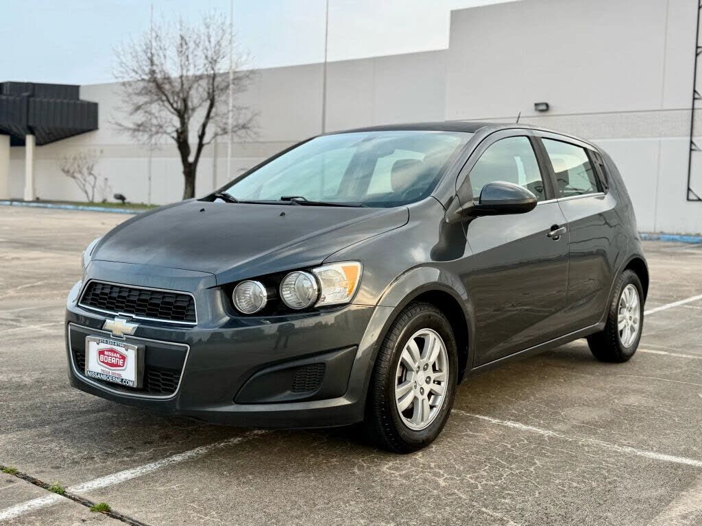 2016 CHEVROLET Sonic
