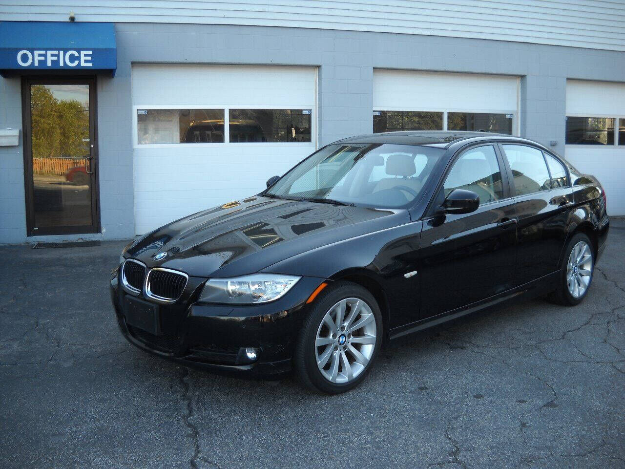 2011 BMW 3 Series