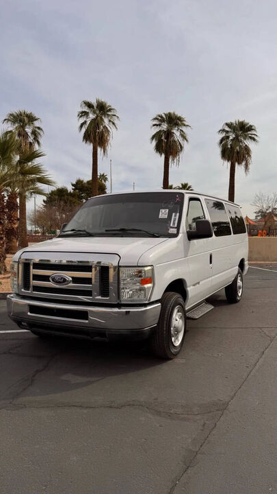 2013 FORD E-350