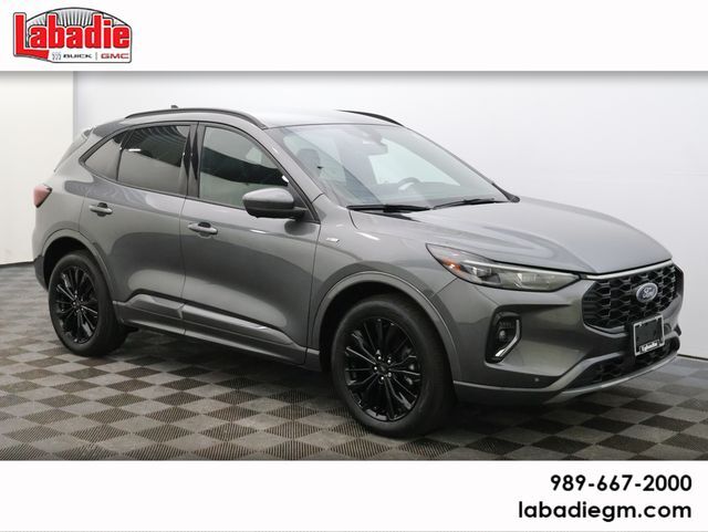 2023 FORD Escape