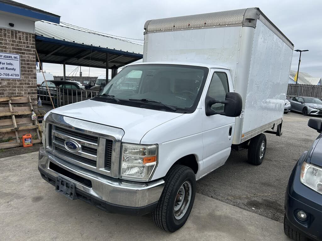 2016 FORD E-350