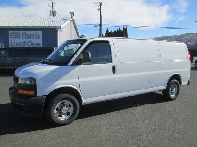 2023 CHEVROLET Express