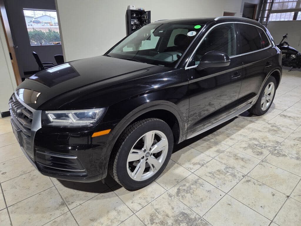 2018 AUDI Q5