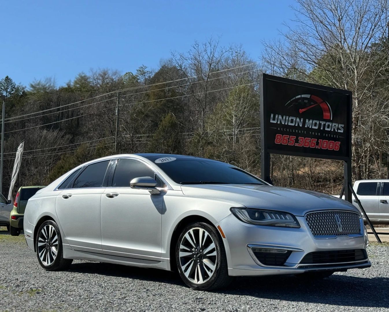 2017 LINCOLN MKZ