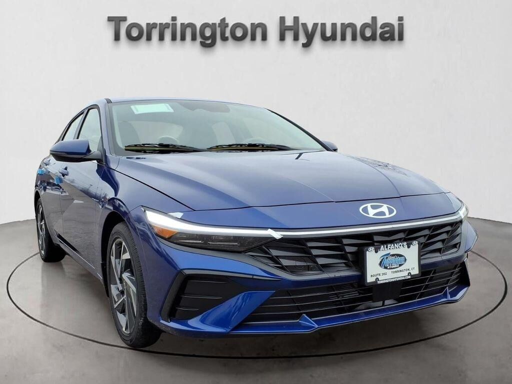 2025 HYUNDAI Elantra
