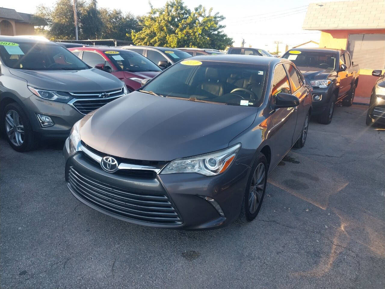 2017 TOYOTA Camry