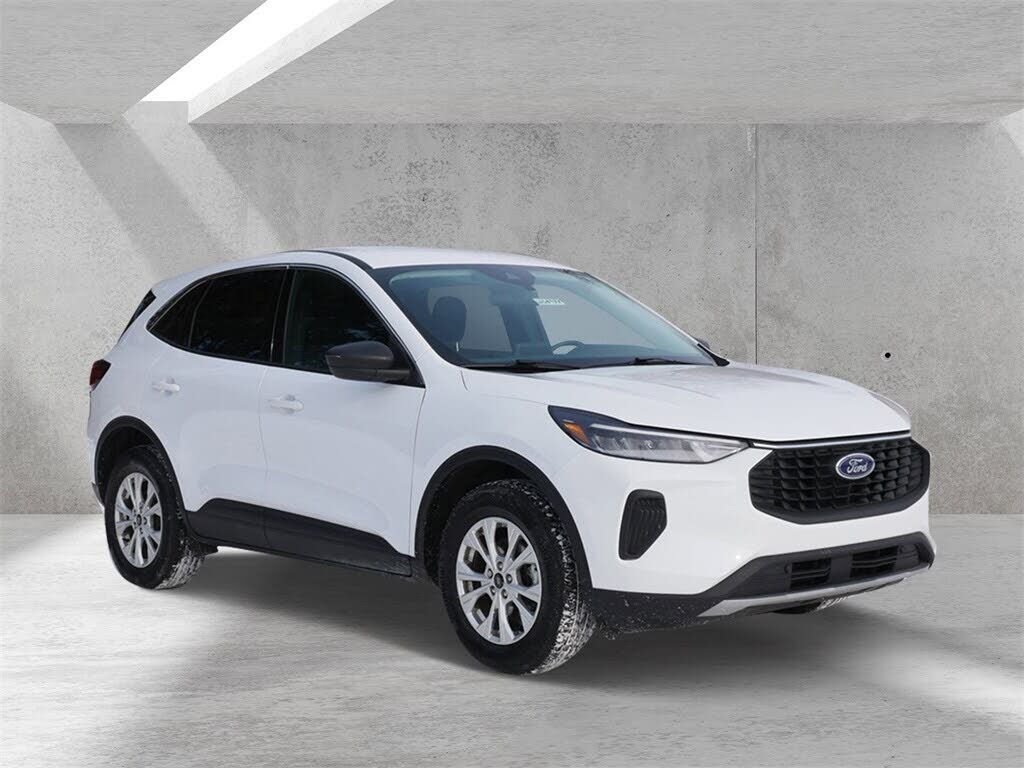 2023 FORD Escape