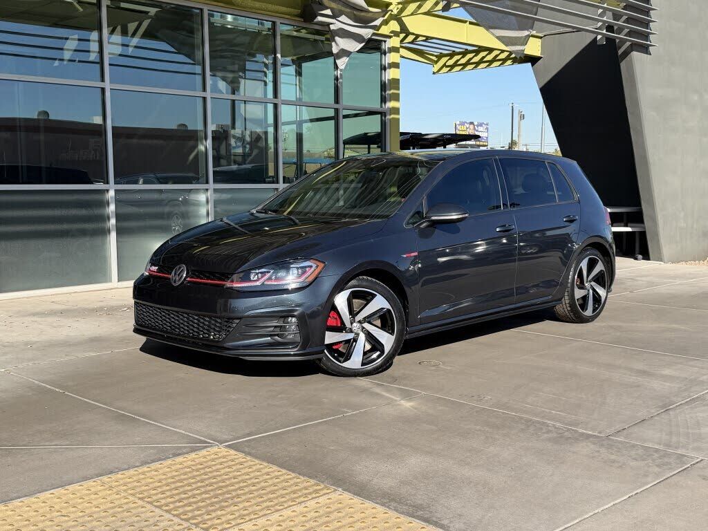 2019 VOLKSWAGEN Golf GTI