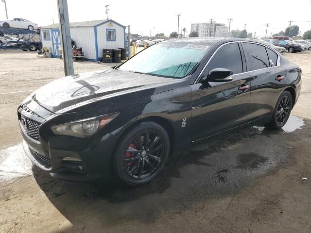 2015 INFINITI Q50