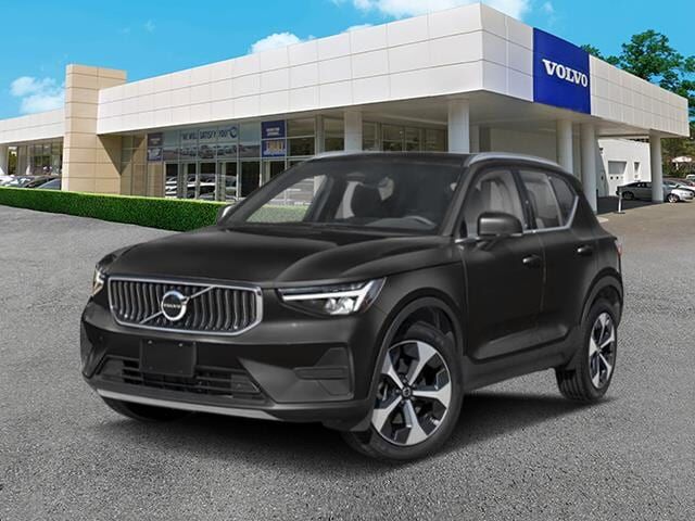 2026 VOLVO XC40