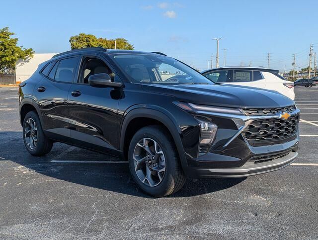 2026 CHEVROLET Trax