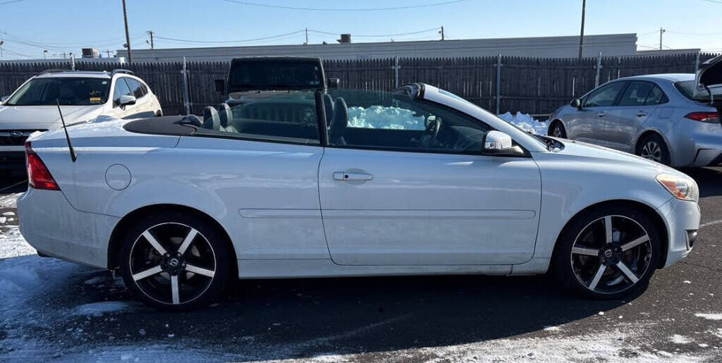 2012 VOLVO C70 / C30