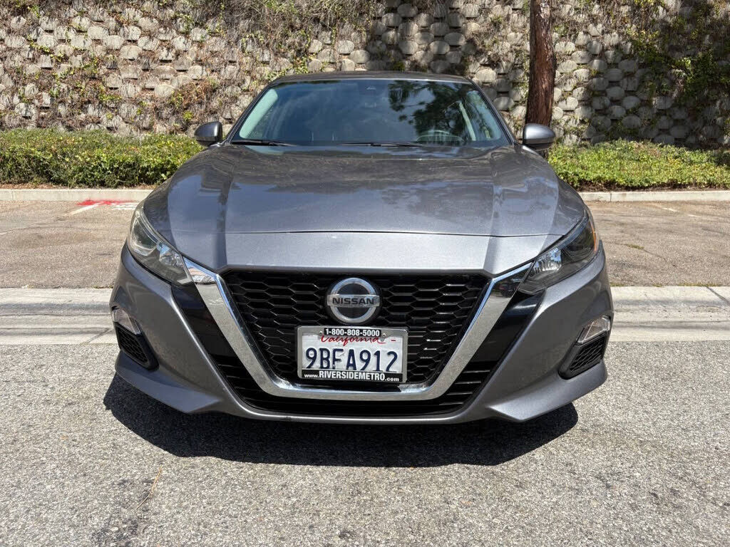 2022 NISSAN Altima