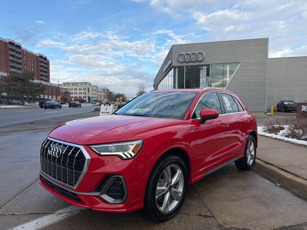 2023 AUDI Q3