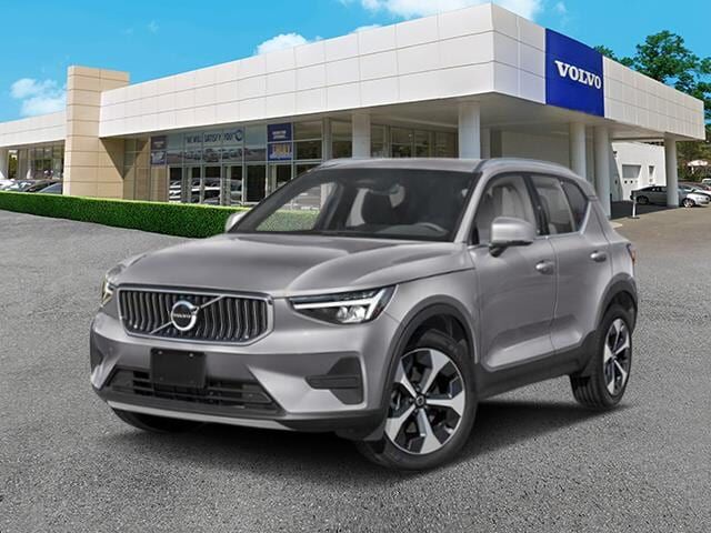 2026 VOLVO XC40