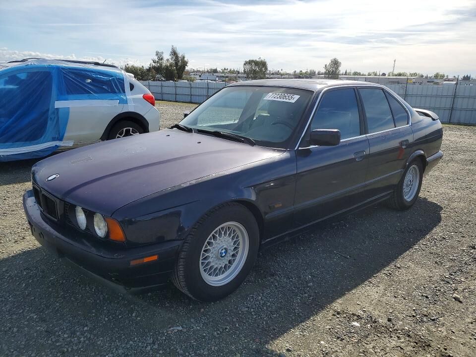BMW 525i