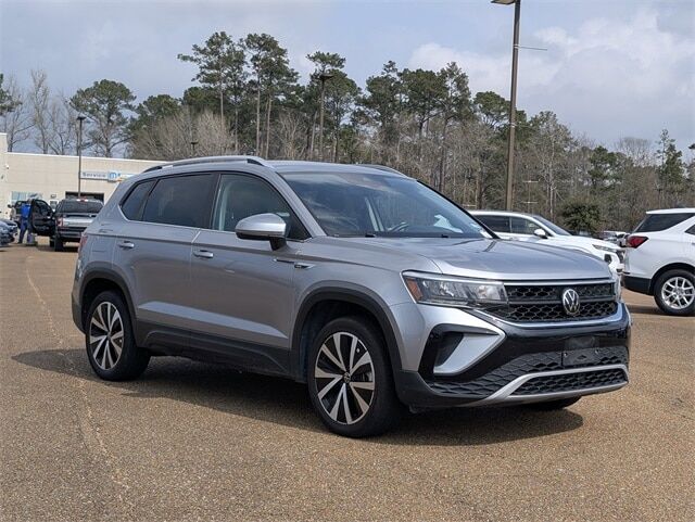 2024 VOLKSWAGEN Taos