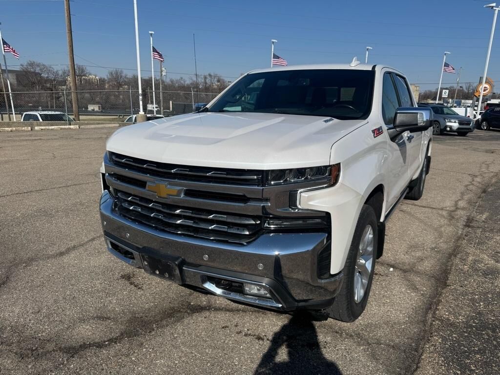 2021 CHEVROLET Silverado