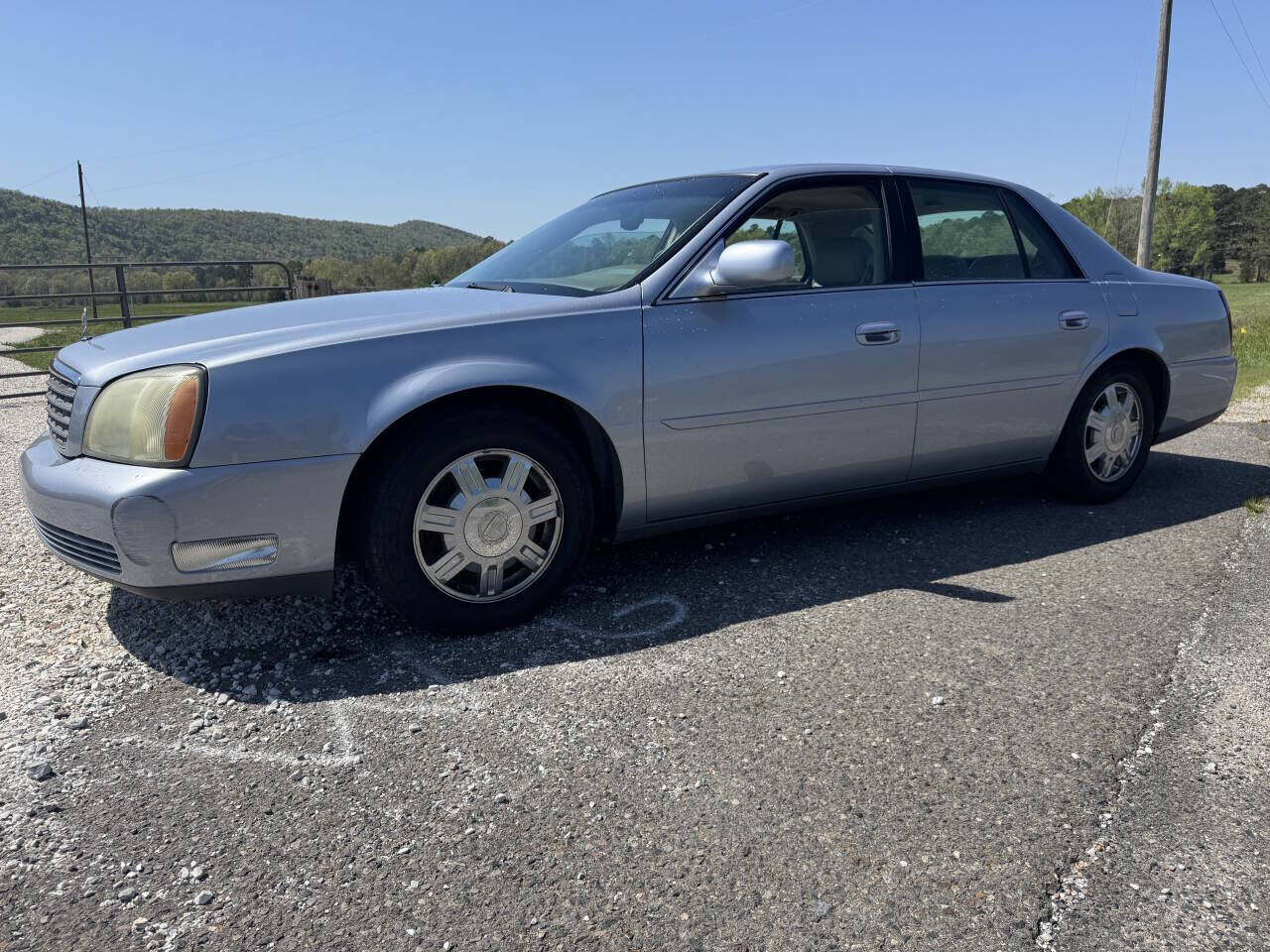 2005 CADILLAC Deville