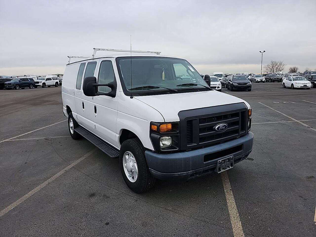 2014 FORD E-350