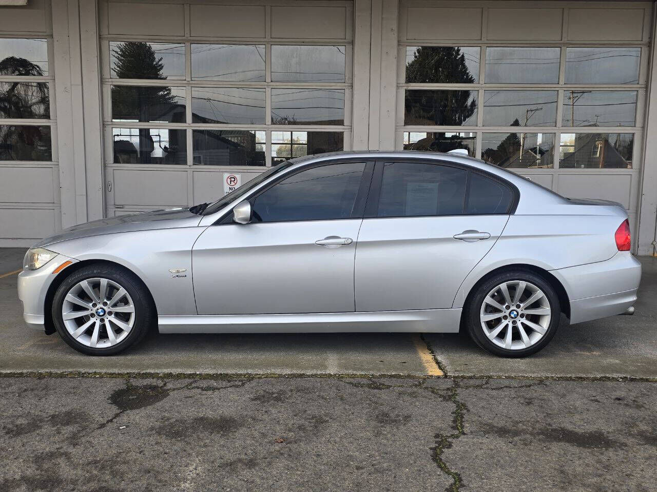 2011 BMW 3 Series