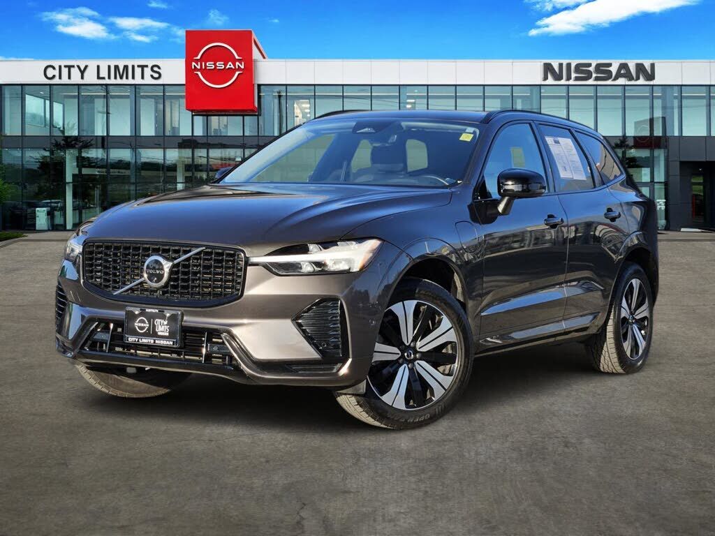 2023 VOLVO XC60