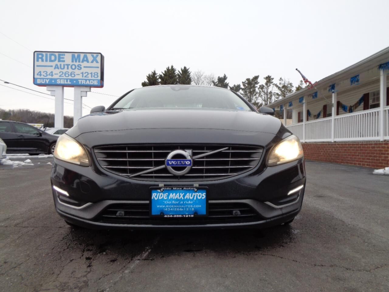 2015 VOLVO S60
