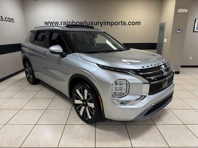 2026 MITSUBISHI Outlander