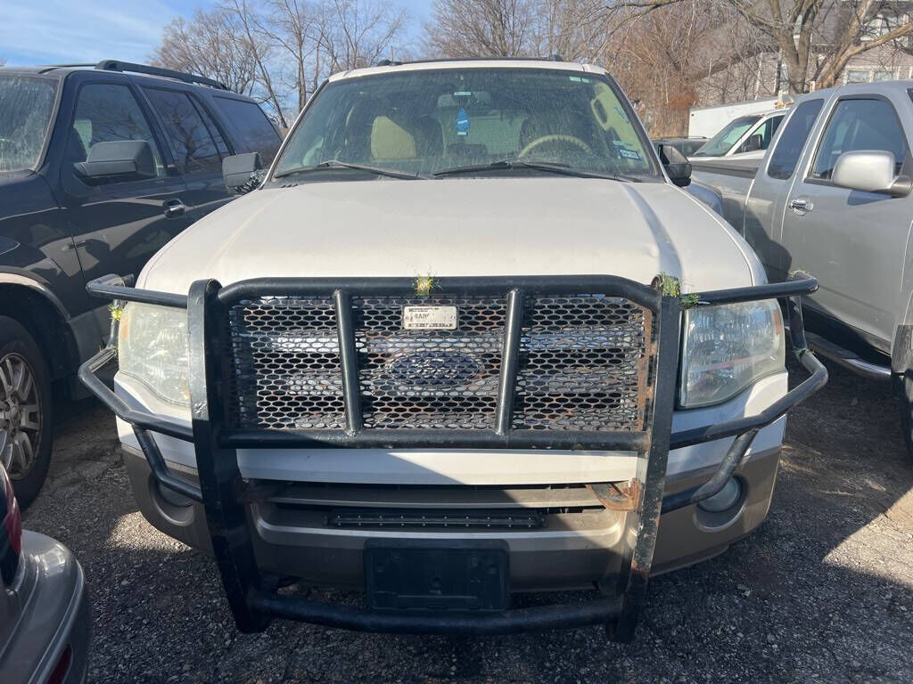 2011 FORD Expedition