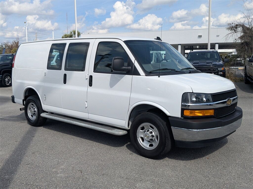 2024 CHEVROLET Express
