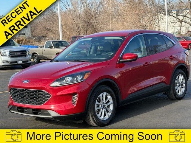 2020 FORD Escape