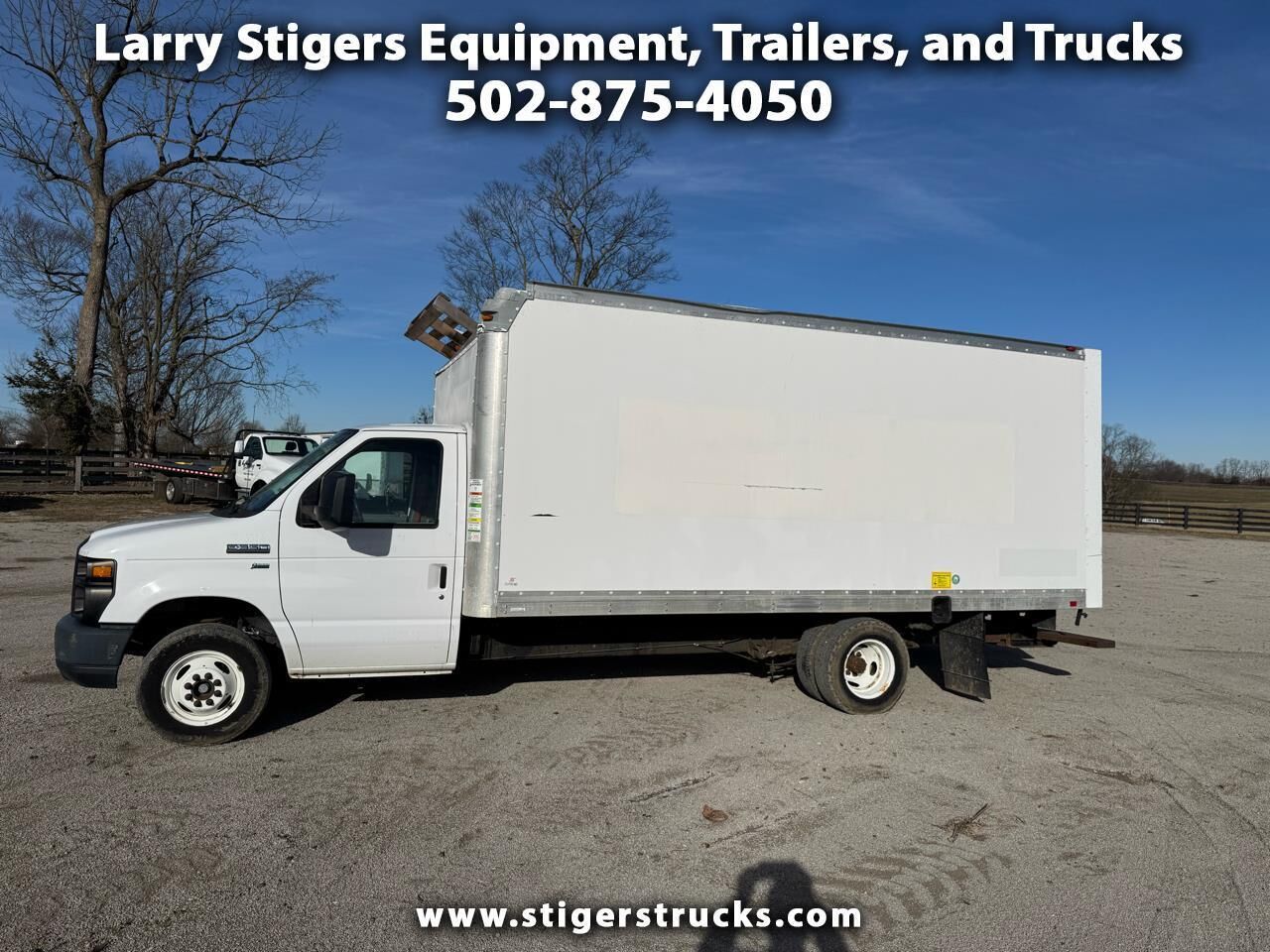 2017 FORD E-350