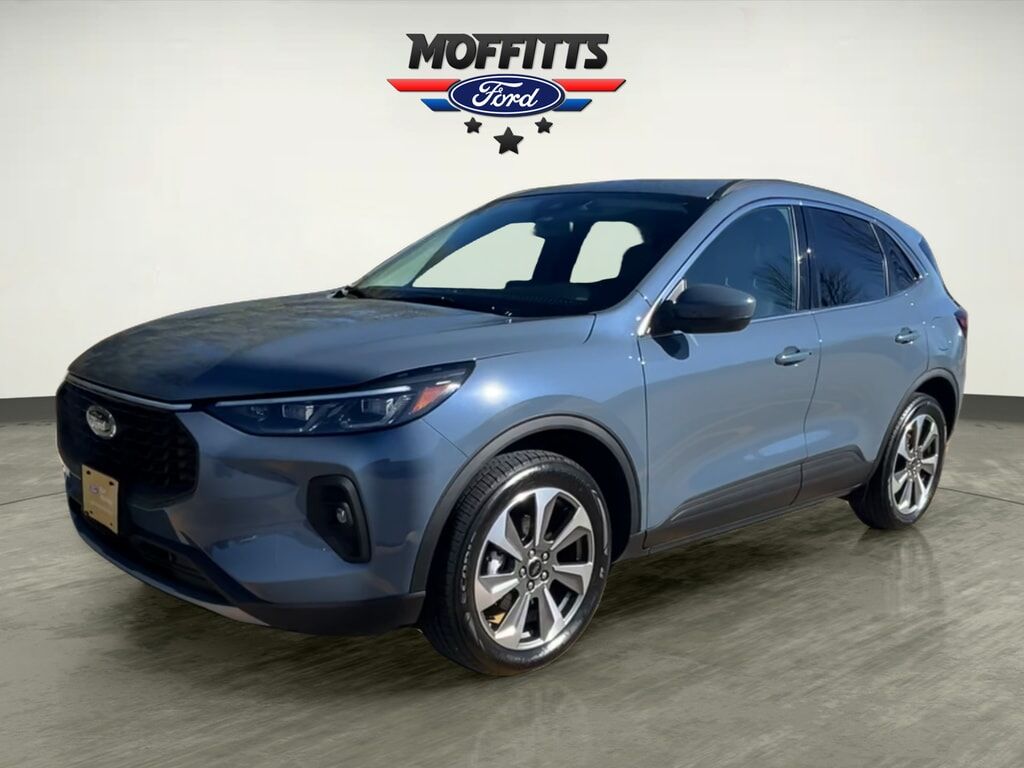 2025 FORD Escape