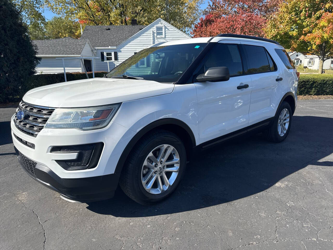 2017 FORD Explorer
