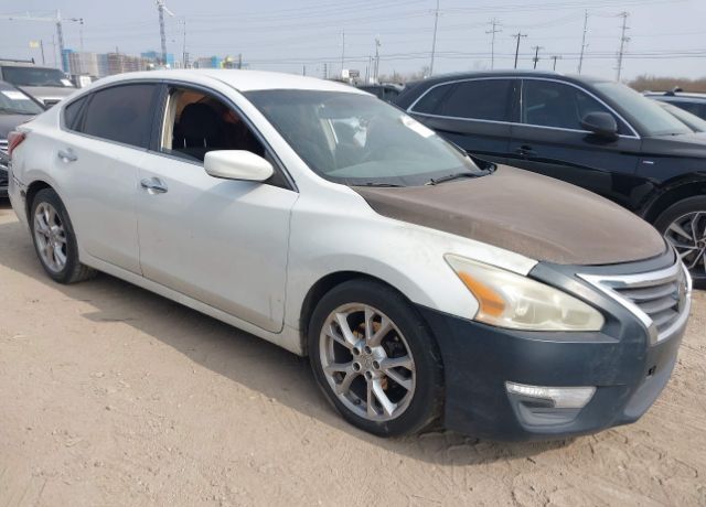 2013 NISSAN Altima