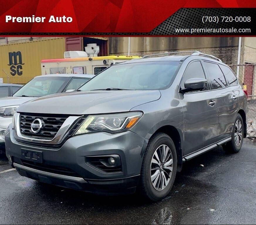 2017 NISSAN Pathfinder