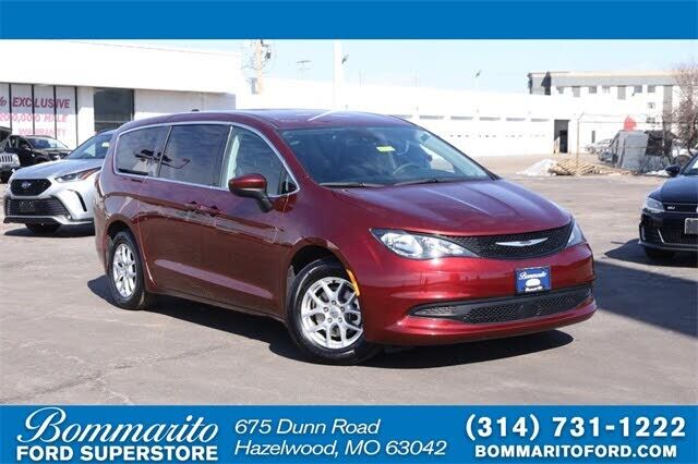 2023 CHRYSLER Voyager