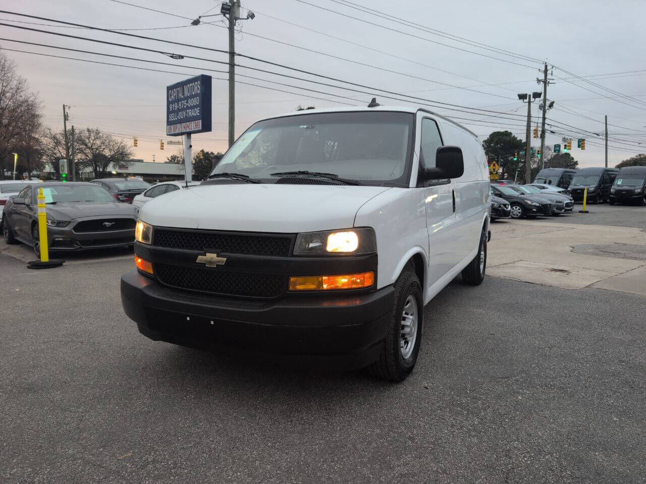 2021 CHEVROLET Express