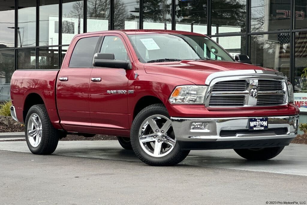 2012 DODGE Ram