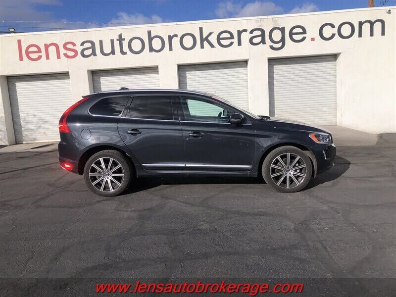 2015 VOLVO XC60