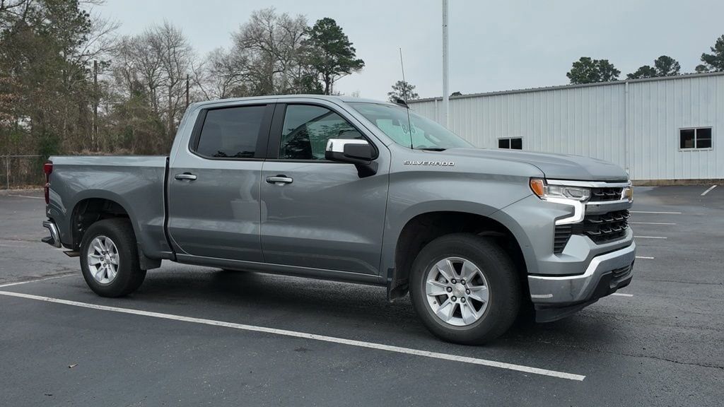 2025 CHEVROLET Silverado