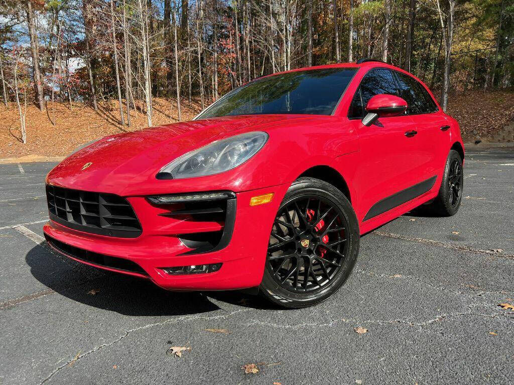 2017 PORSCHE Macan